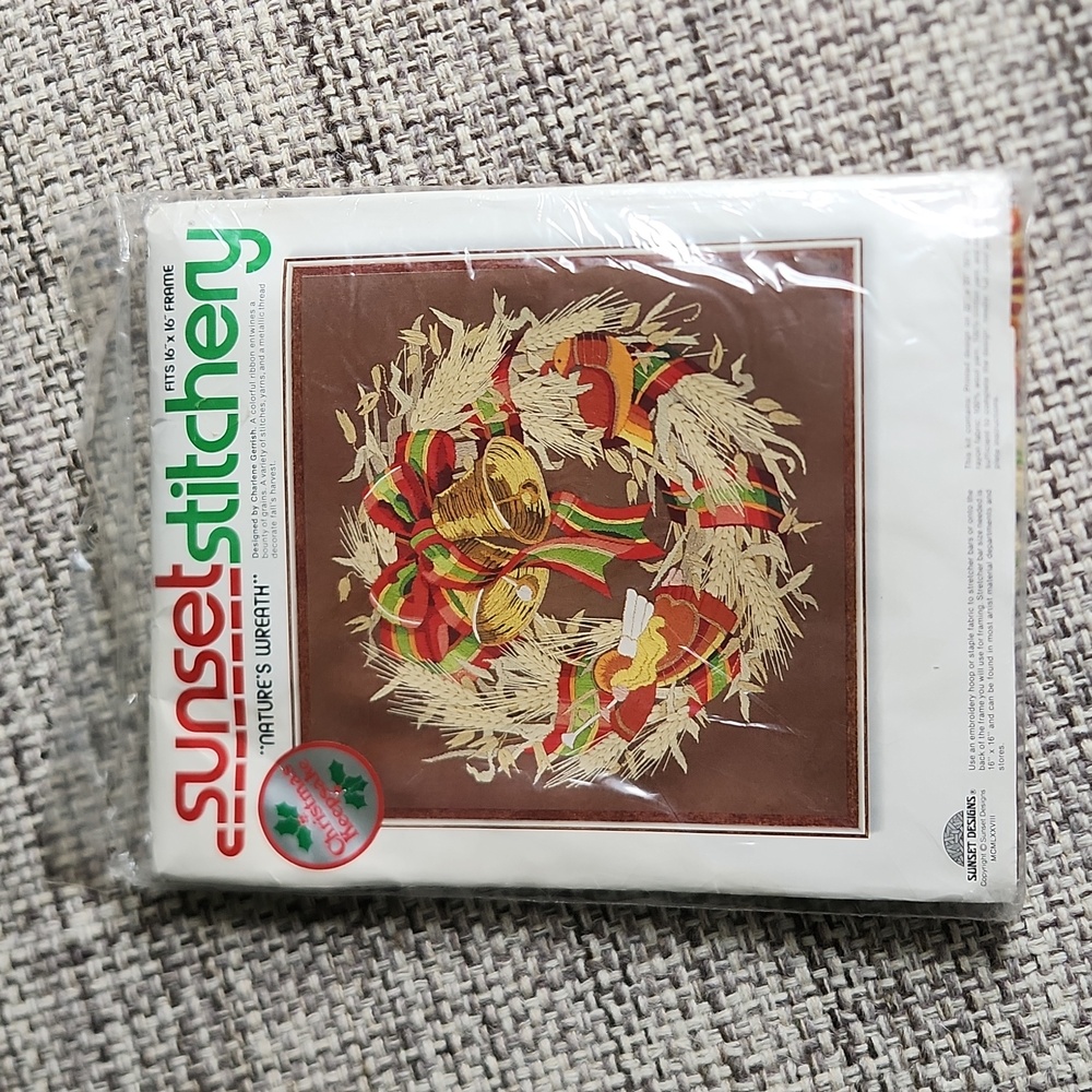Sunset Stitchery Nature's Wreath Christmas Cross Stich Kit Vintage